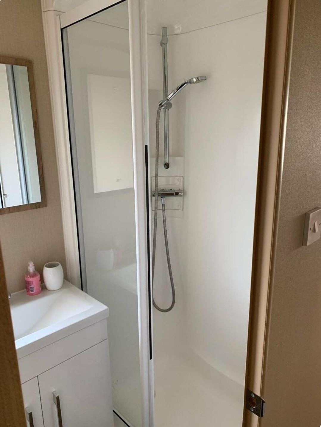 Seaview, Whitstable - Holiday Accommodation 20272