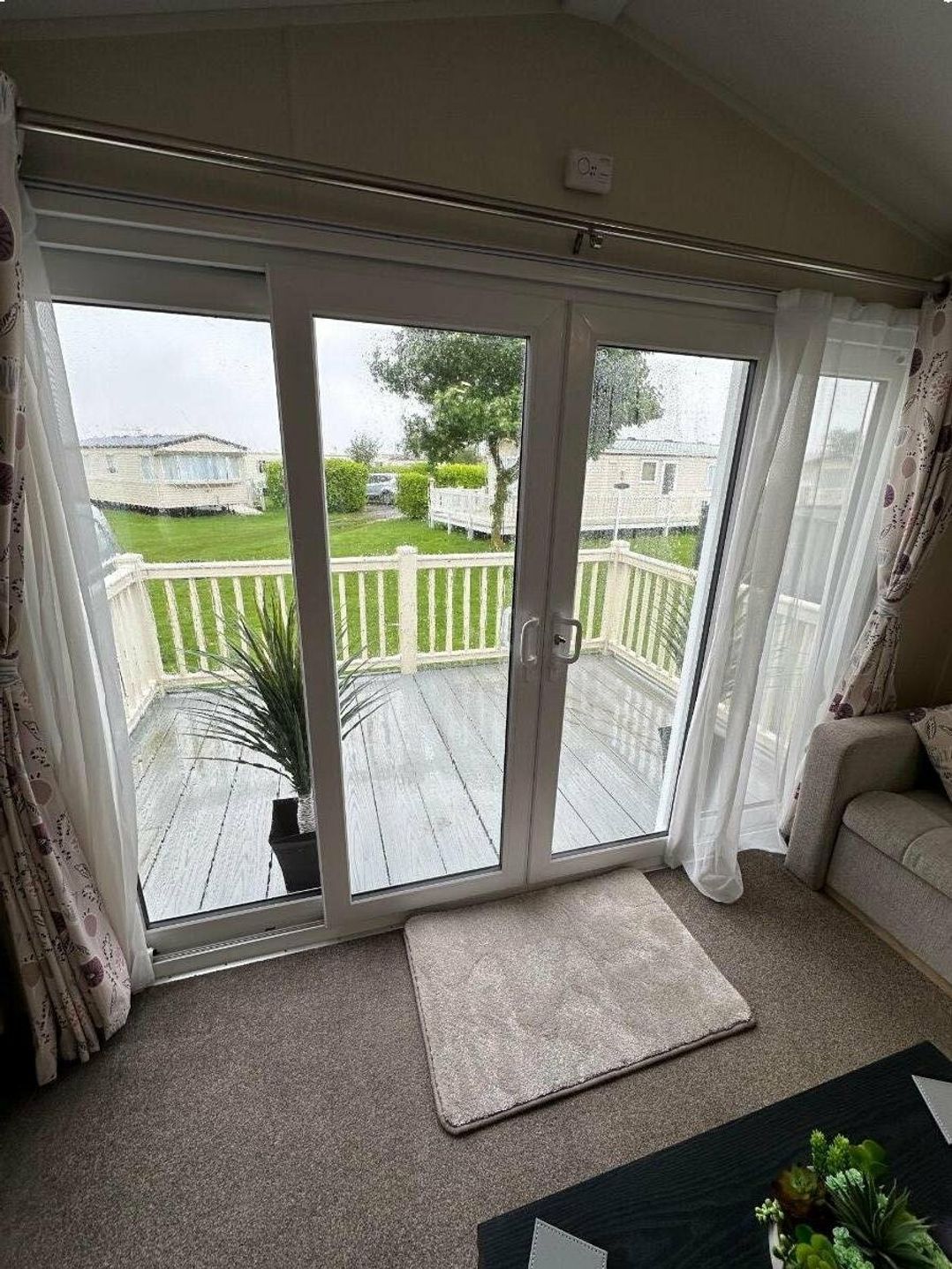 Waterside Leisure Park - Holiday Accommodation 20280