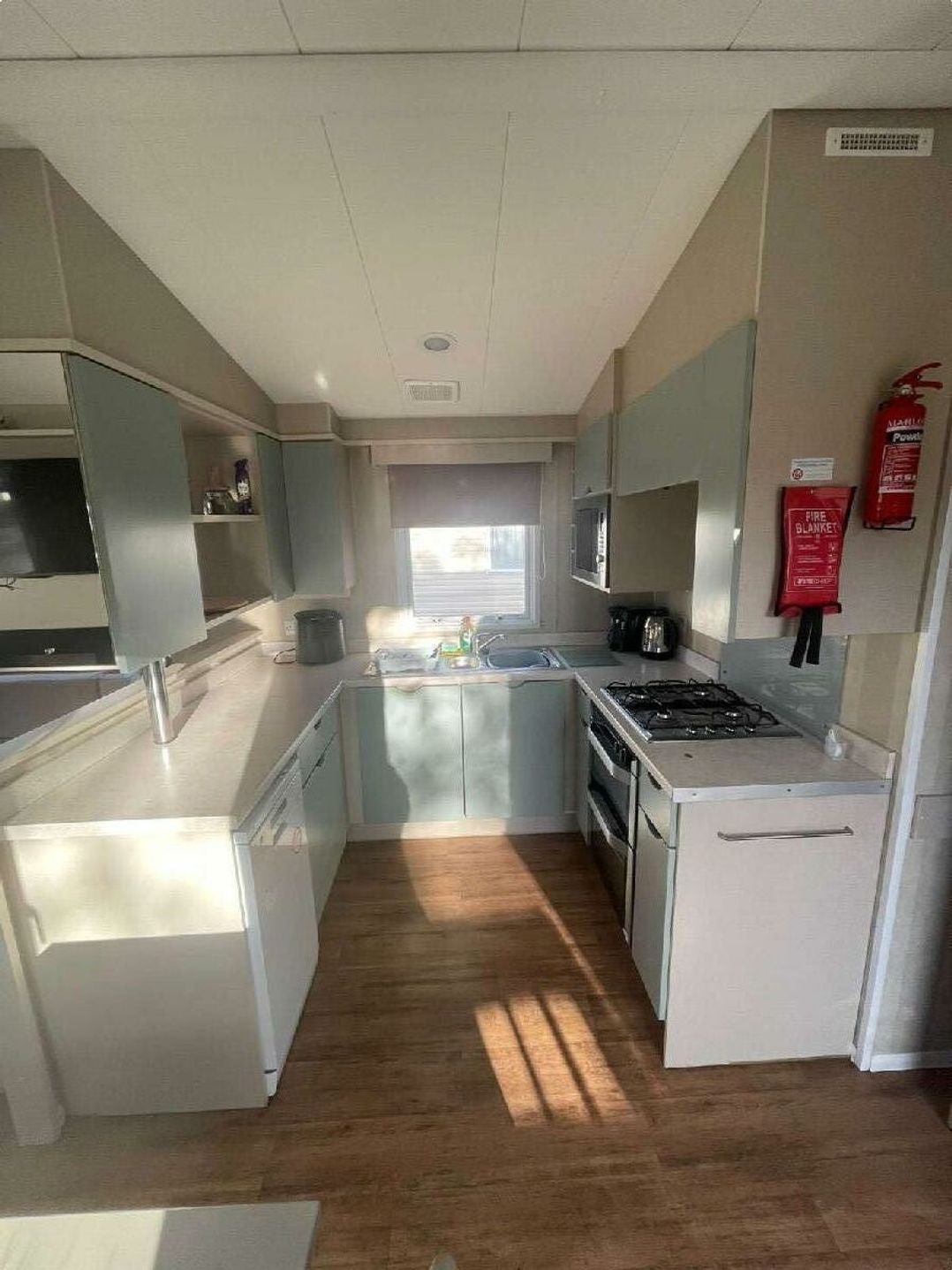 Marton Mere Holiday Village - Holiday Accommodation 20345