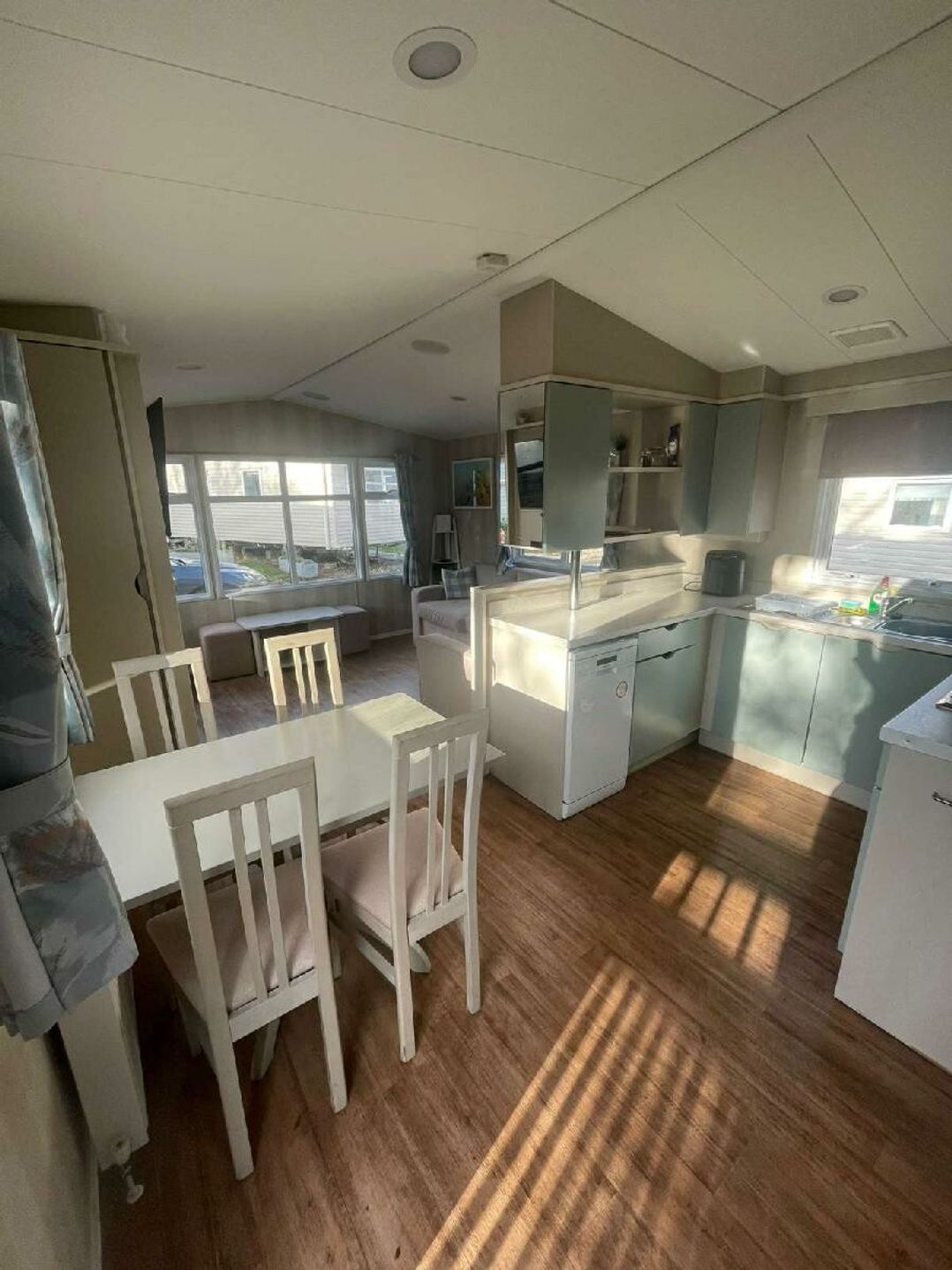 Marton Mere Holiday Village - Holiday Accommodation 20345