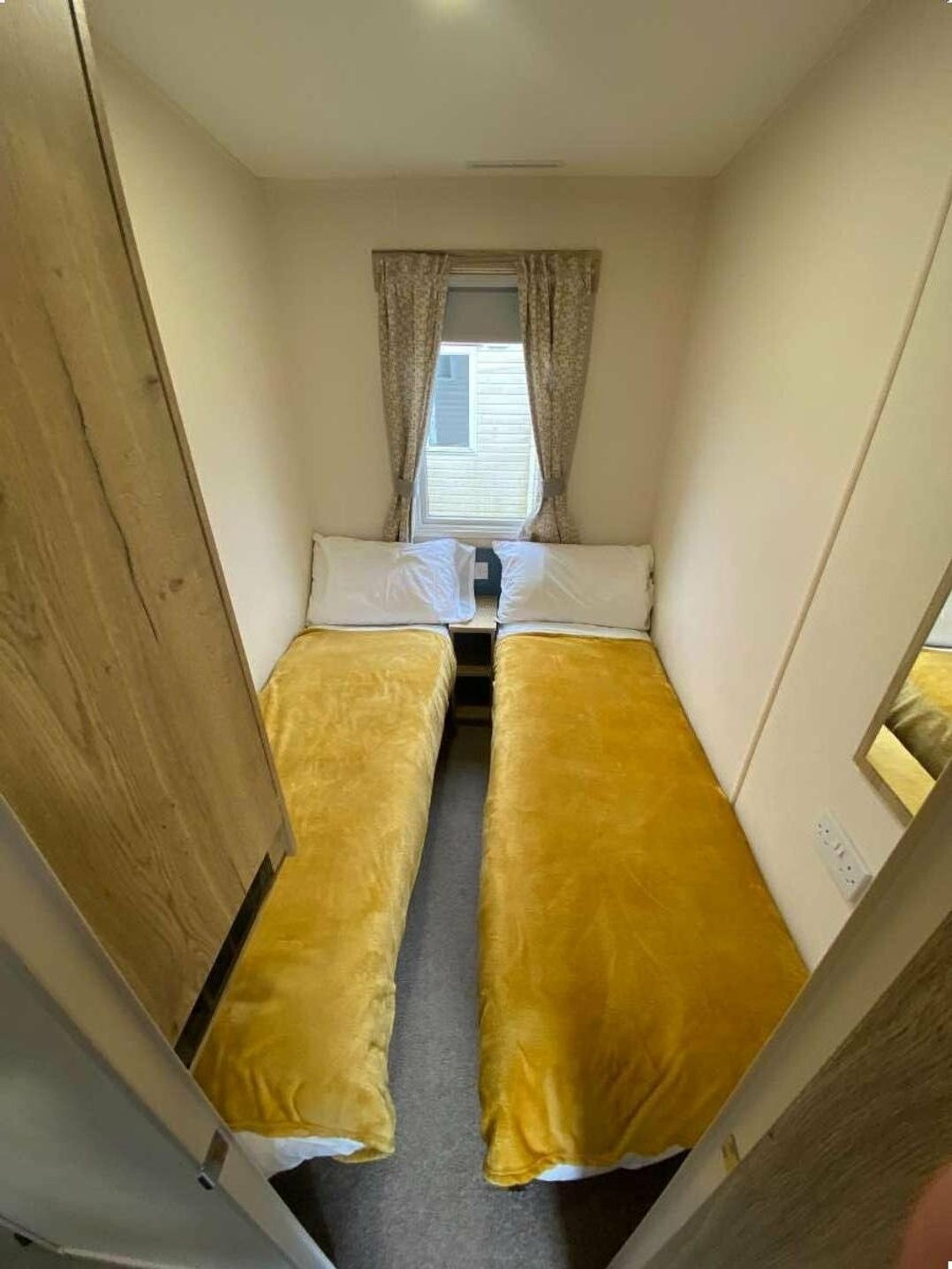 Blue Dolphin Holiday Park - Holiday Accommodation 20459