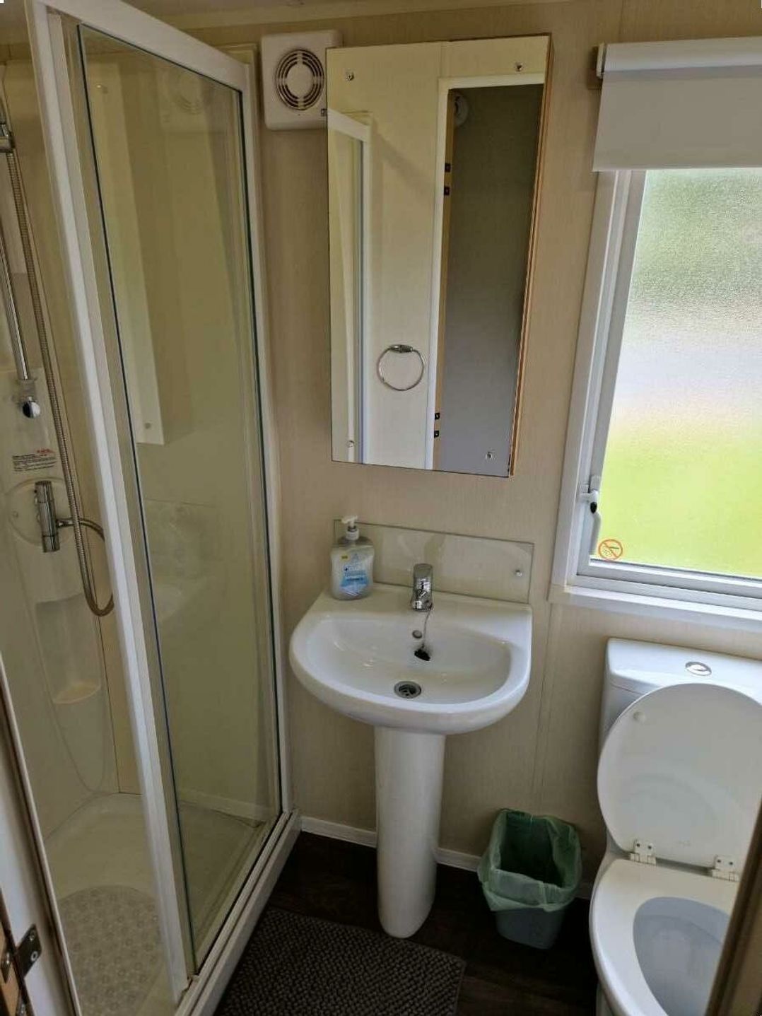 Marton Mere Holiday Village - Holiday Accommodation 20470