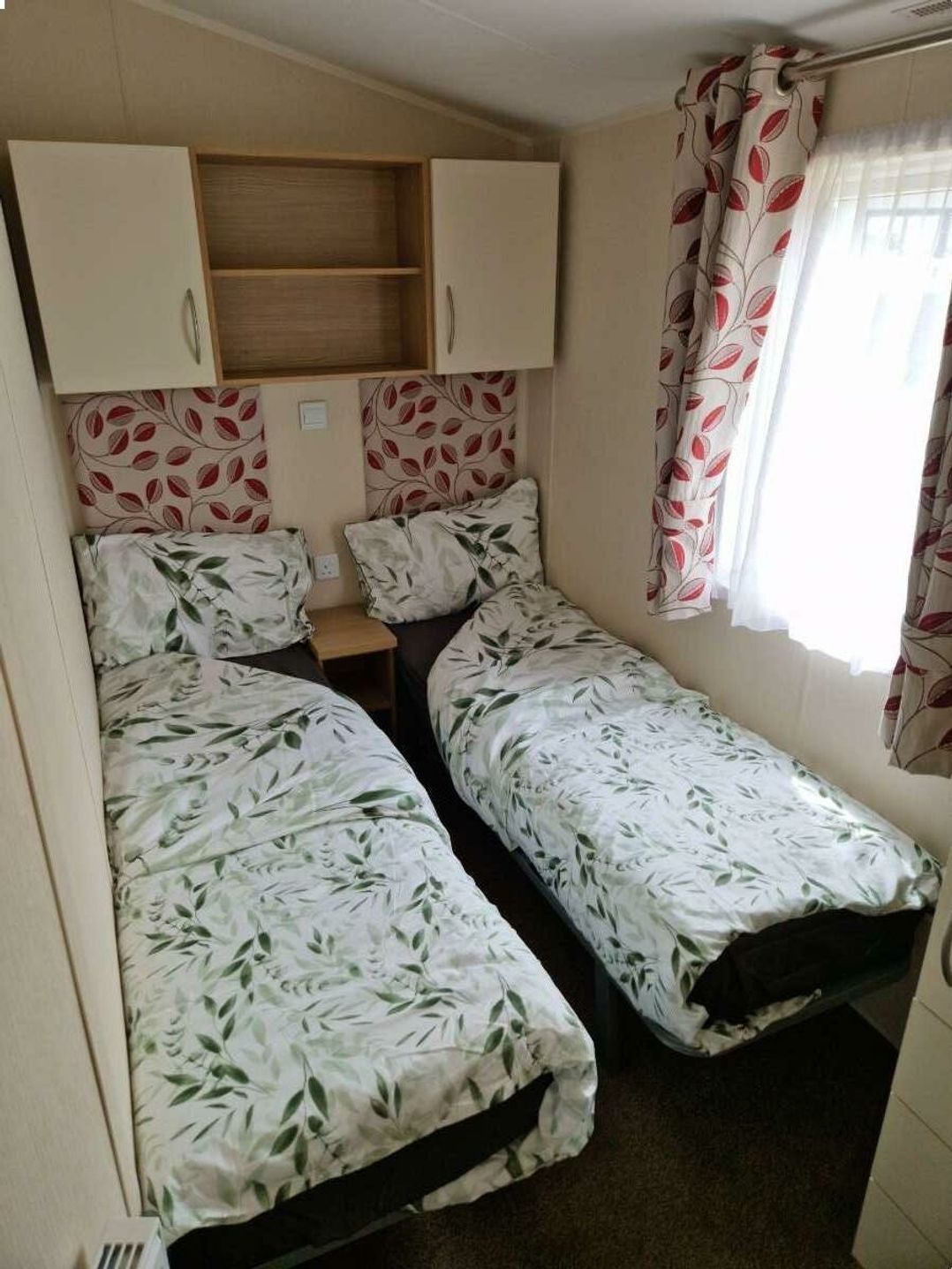 Marton Mere Holiday Village - Holiday Accommodation 20470