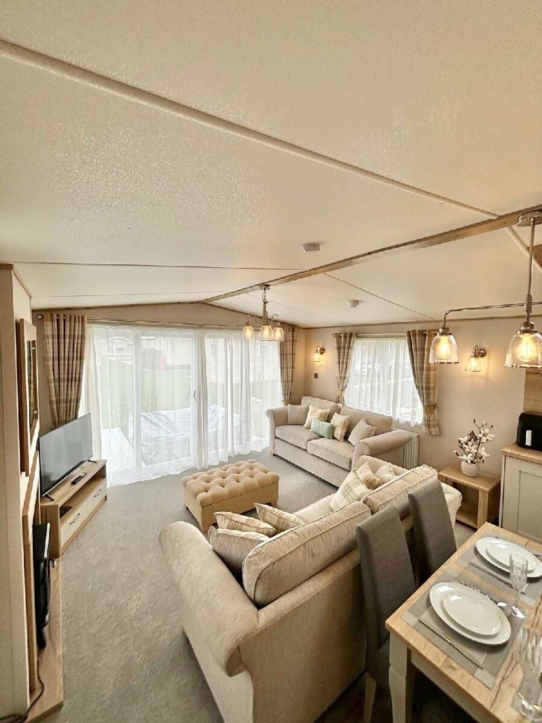 Golden Palm Resort - Holiday Accommodation 20542