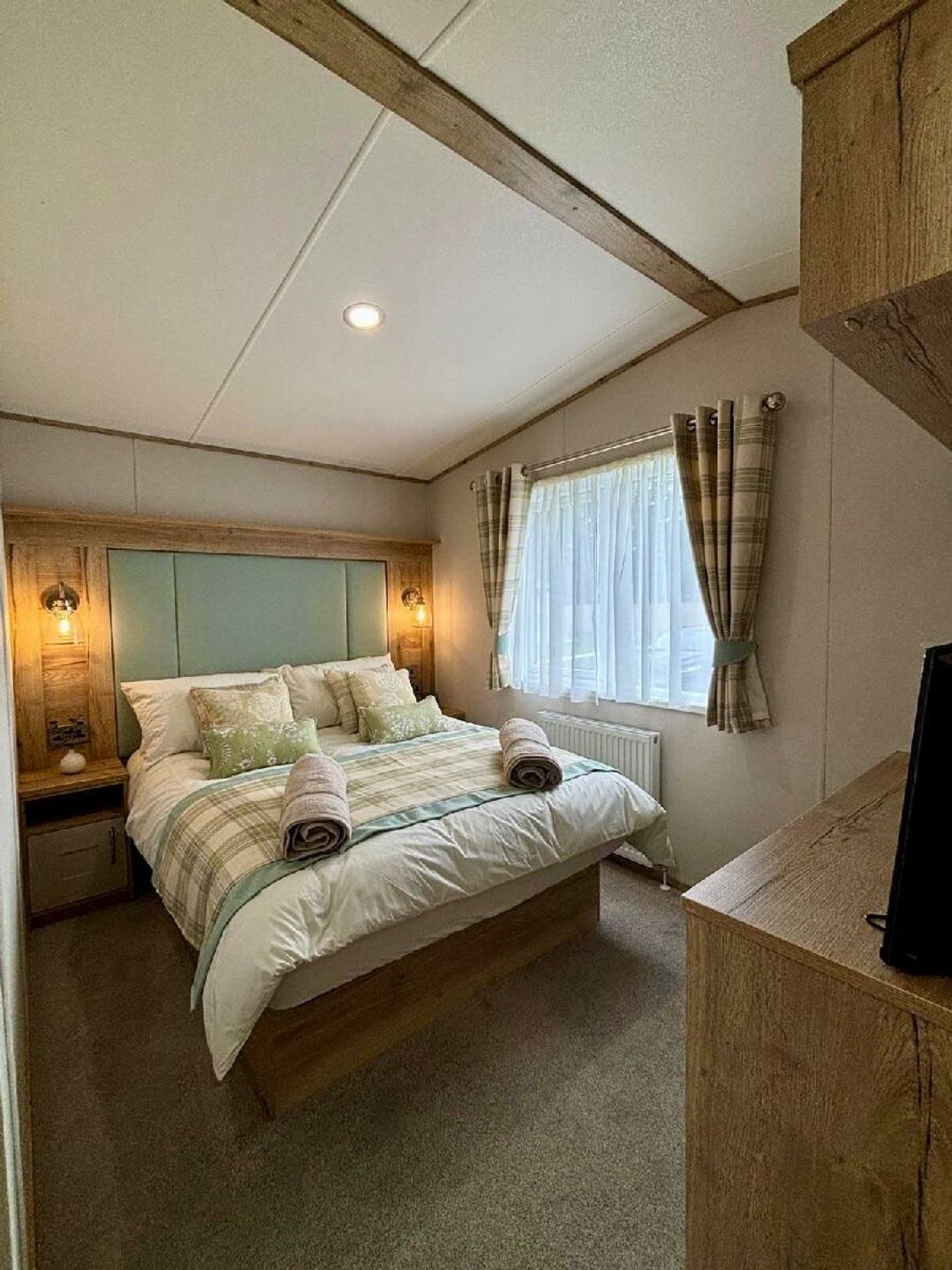 Golden Palm Resort - Holiday Accommodation 20542