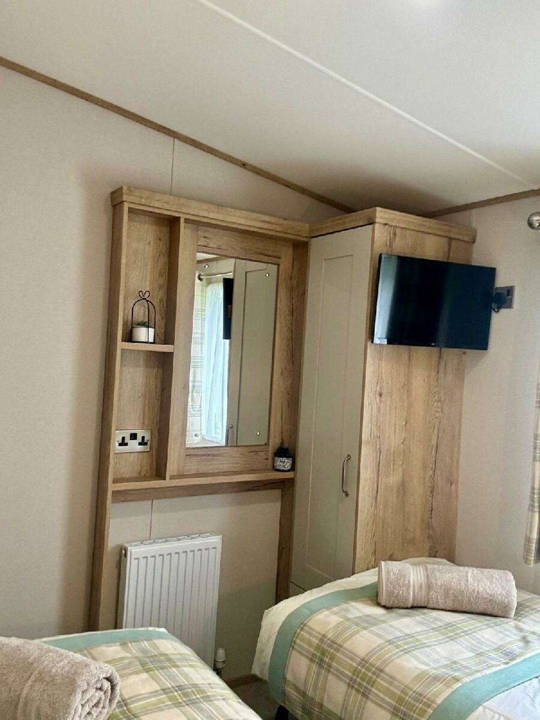 Golden Palm Resort - Holiday Accommodation 20542