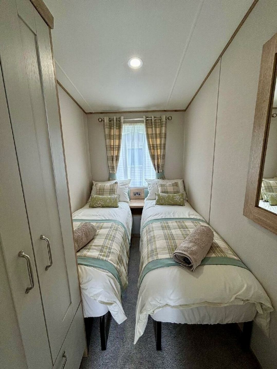 Golden Palm Resort - Holiday Accommodation 20542