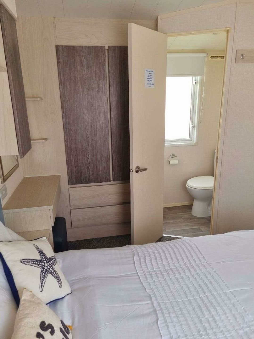 Caister Holiday Park - Holiday Accommodation 20650