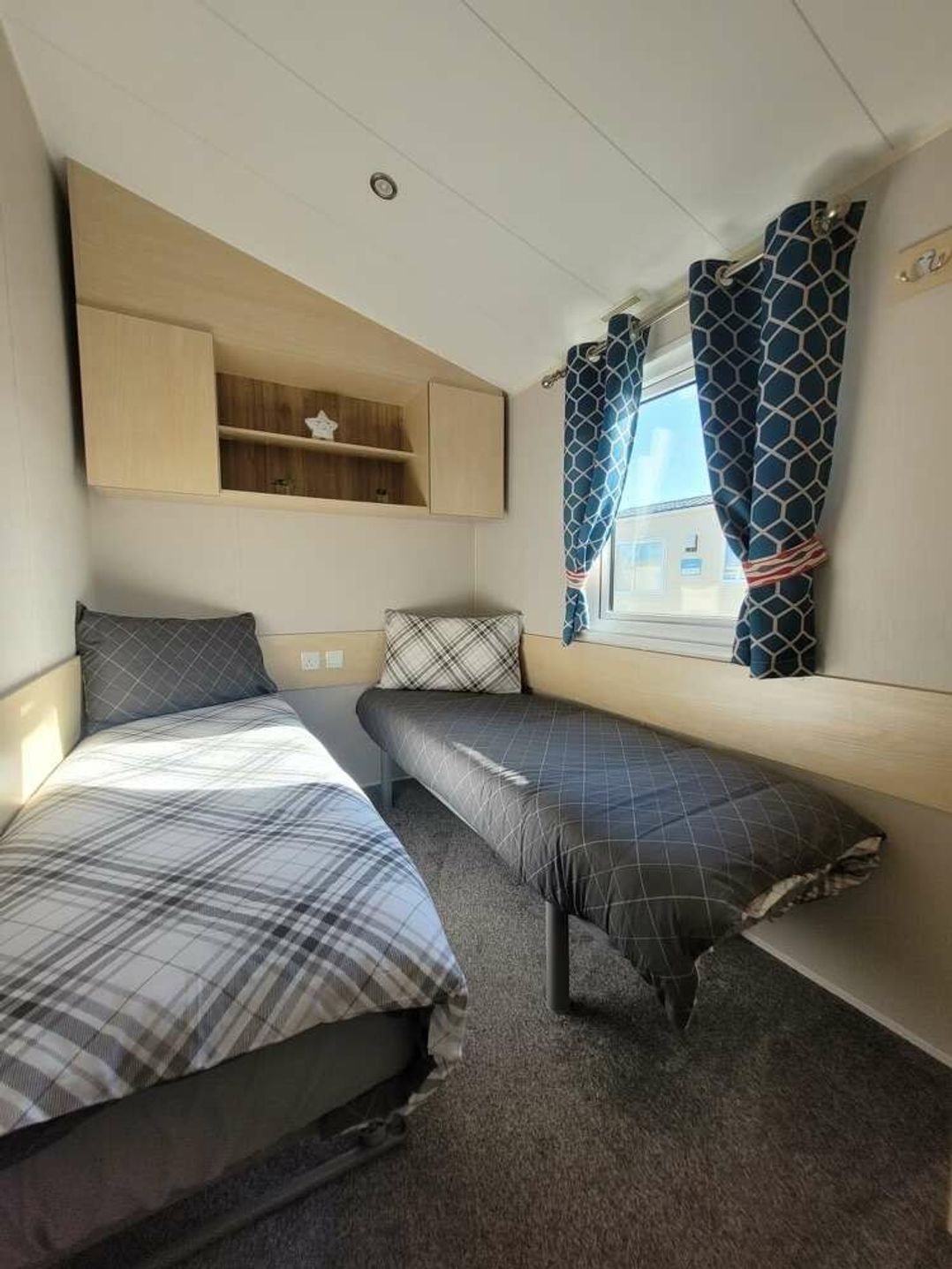 Golden Sands - Holiday Accommodation 20845