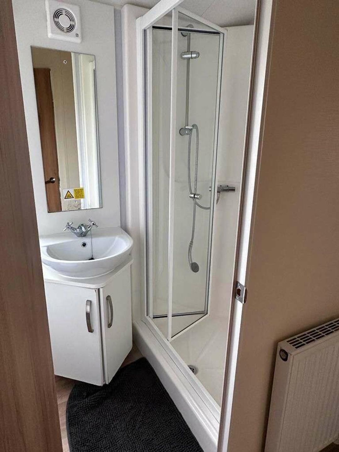 Golden Sands - Holiday Accommodation 20928