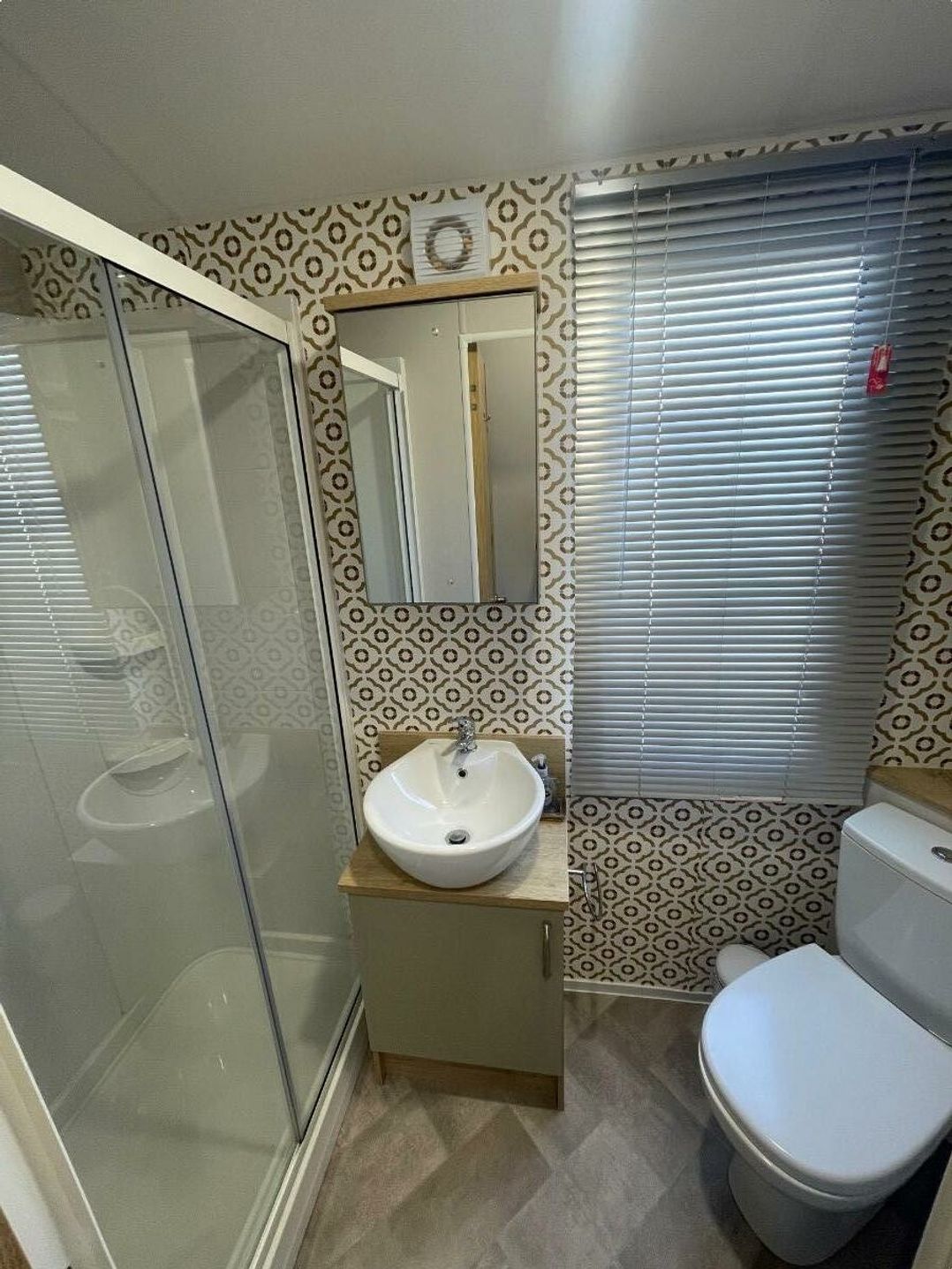 Marton Mere Holiday Village - Holiday Accommodation 21006