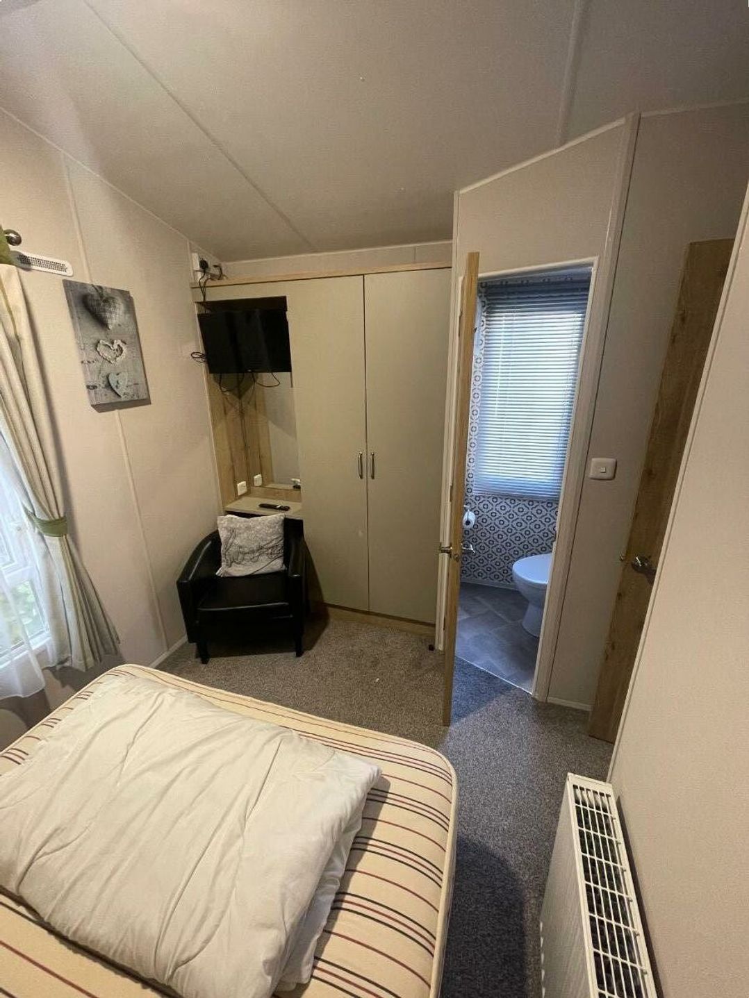 Marton Mere Holiday Village - Holiday Accommodation 21006