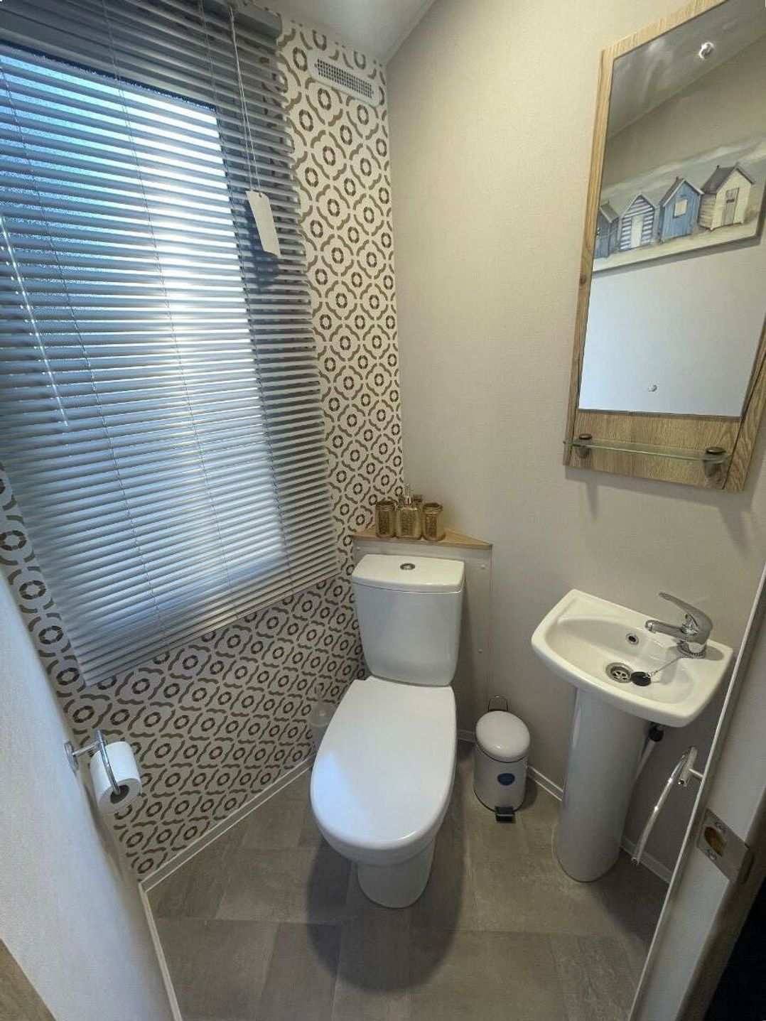 Marton Mere Holiday Village - Holiday Accommodation 21006