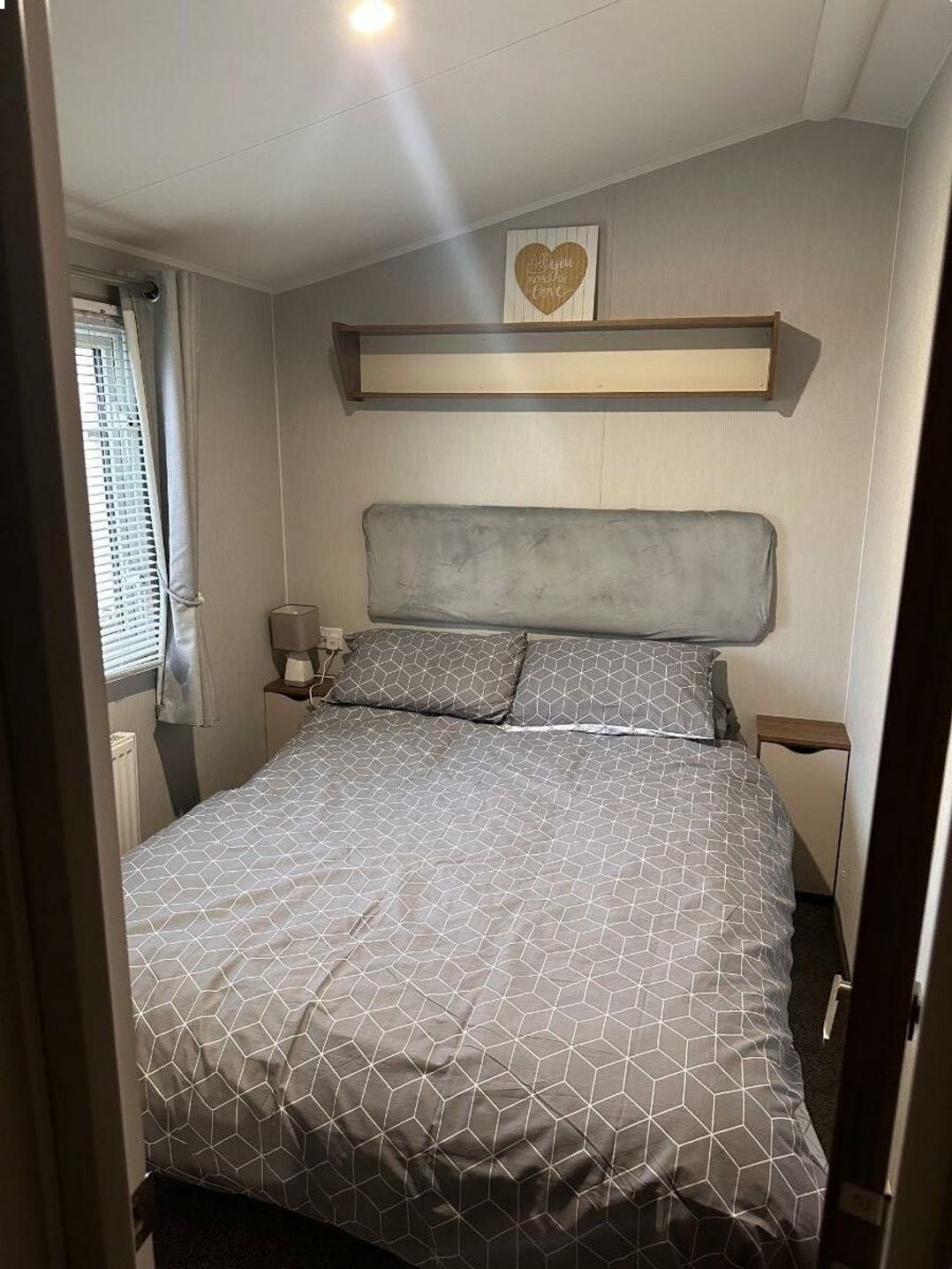 Marton Mere Holiday Village - Holiday Accommodation 21013