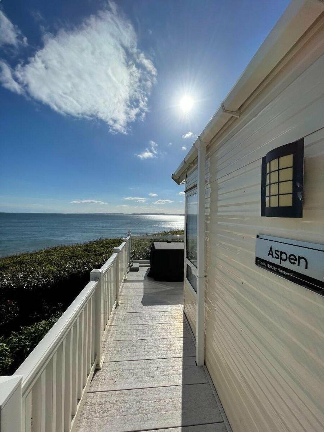 Devon Cliffs Holiday Park - Holiday Accommodation 2104