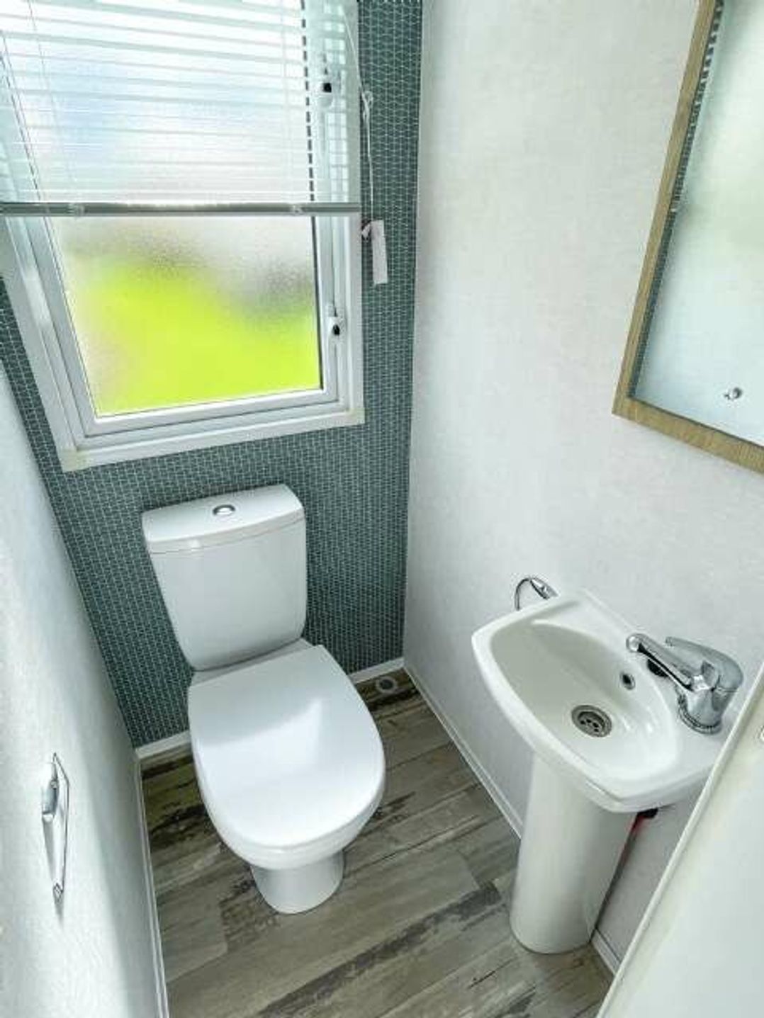 Devon Cliffs Holiday Park - Holiday Accommodation 21046