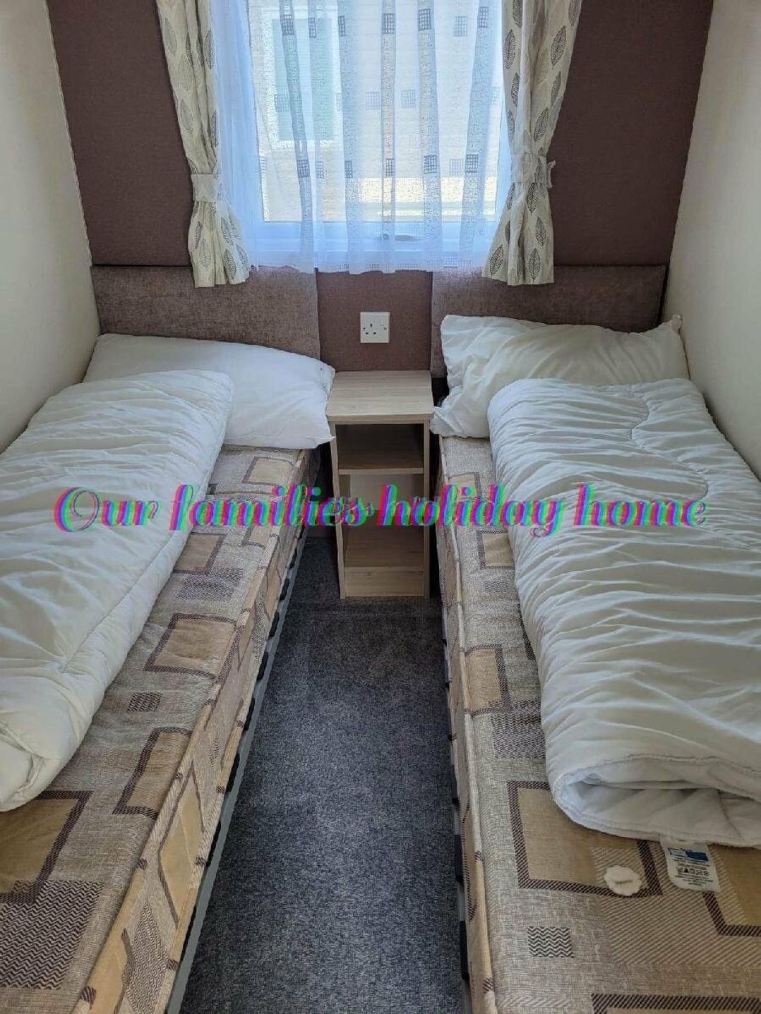 Caister Holiday Park - Holiday Accommodation 2106