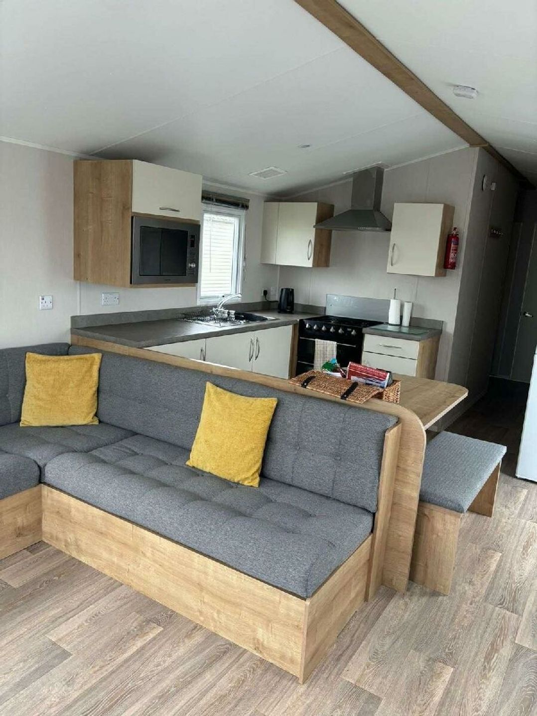 Trecco Bay - Holiday Accommodation 21120