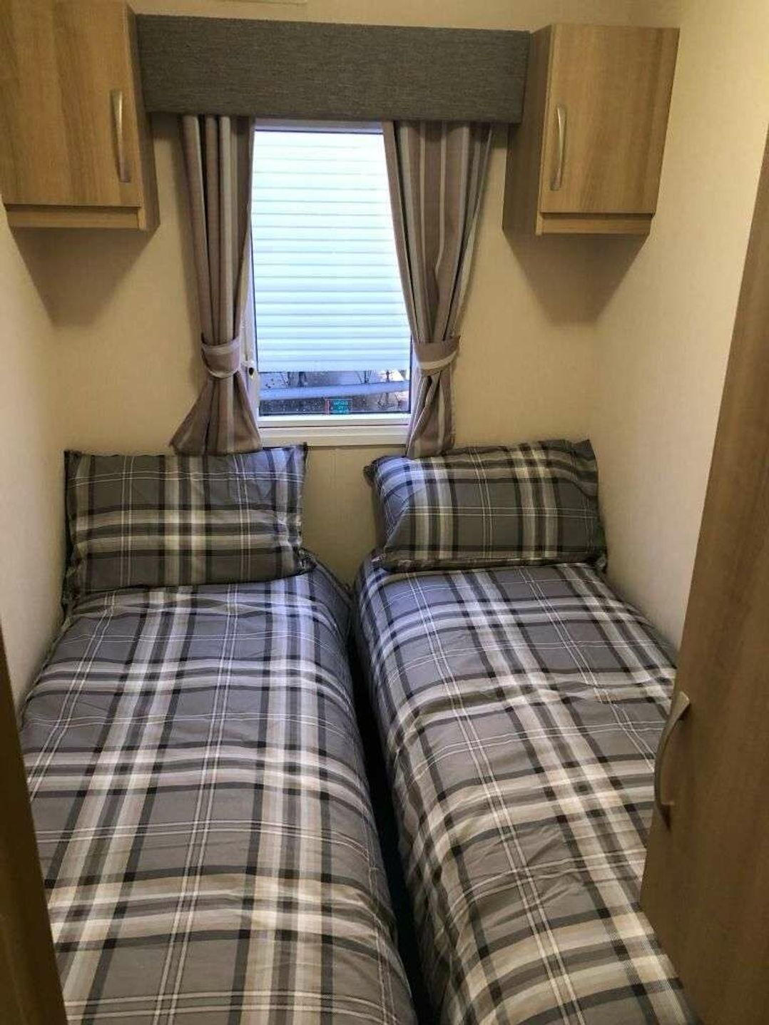 Trecco Bay - Holiday Accommodation 21185