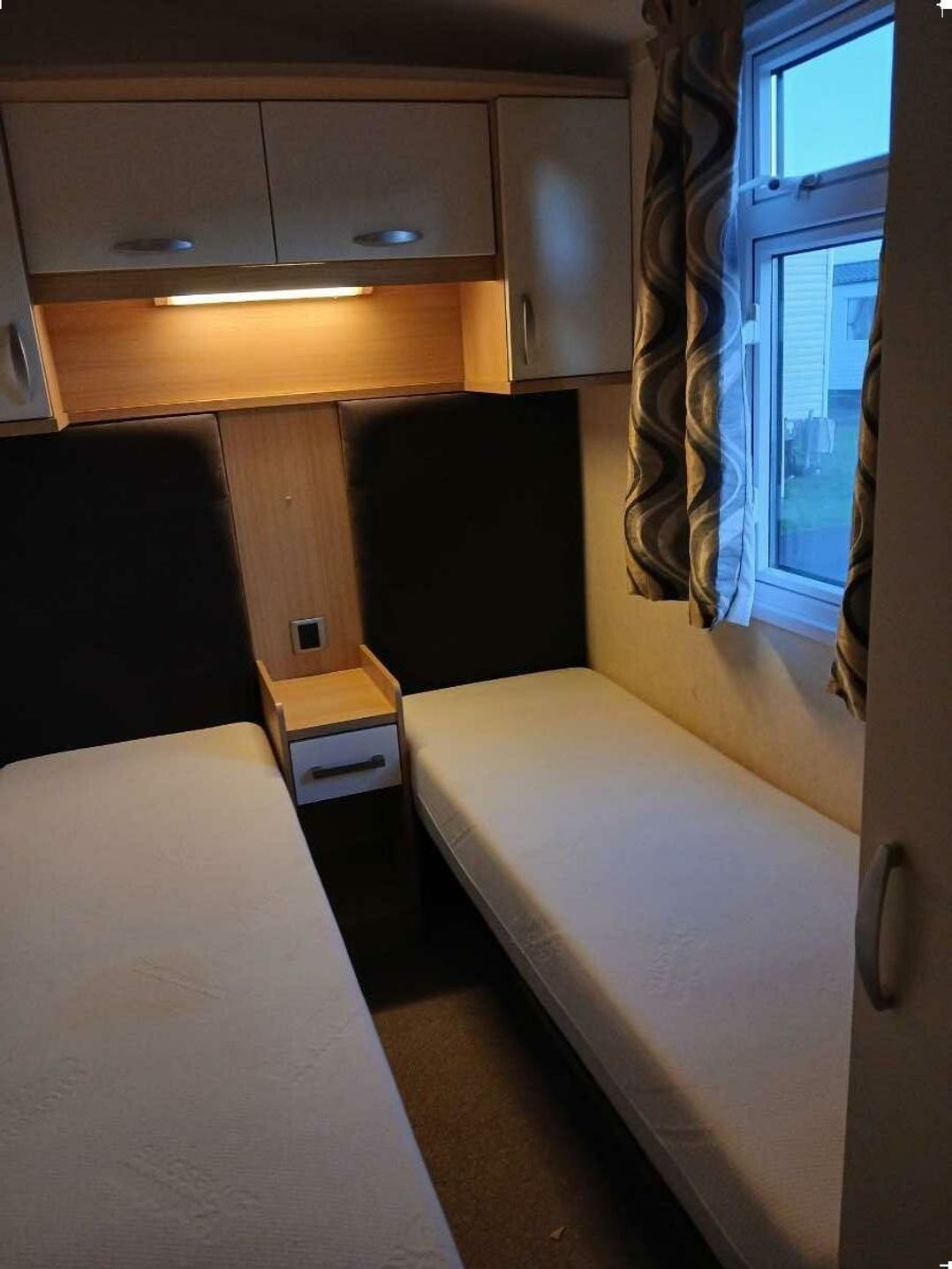 Pendine Sands - Holiday Accommodation 21192