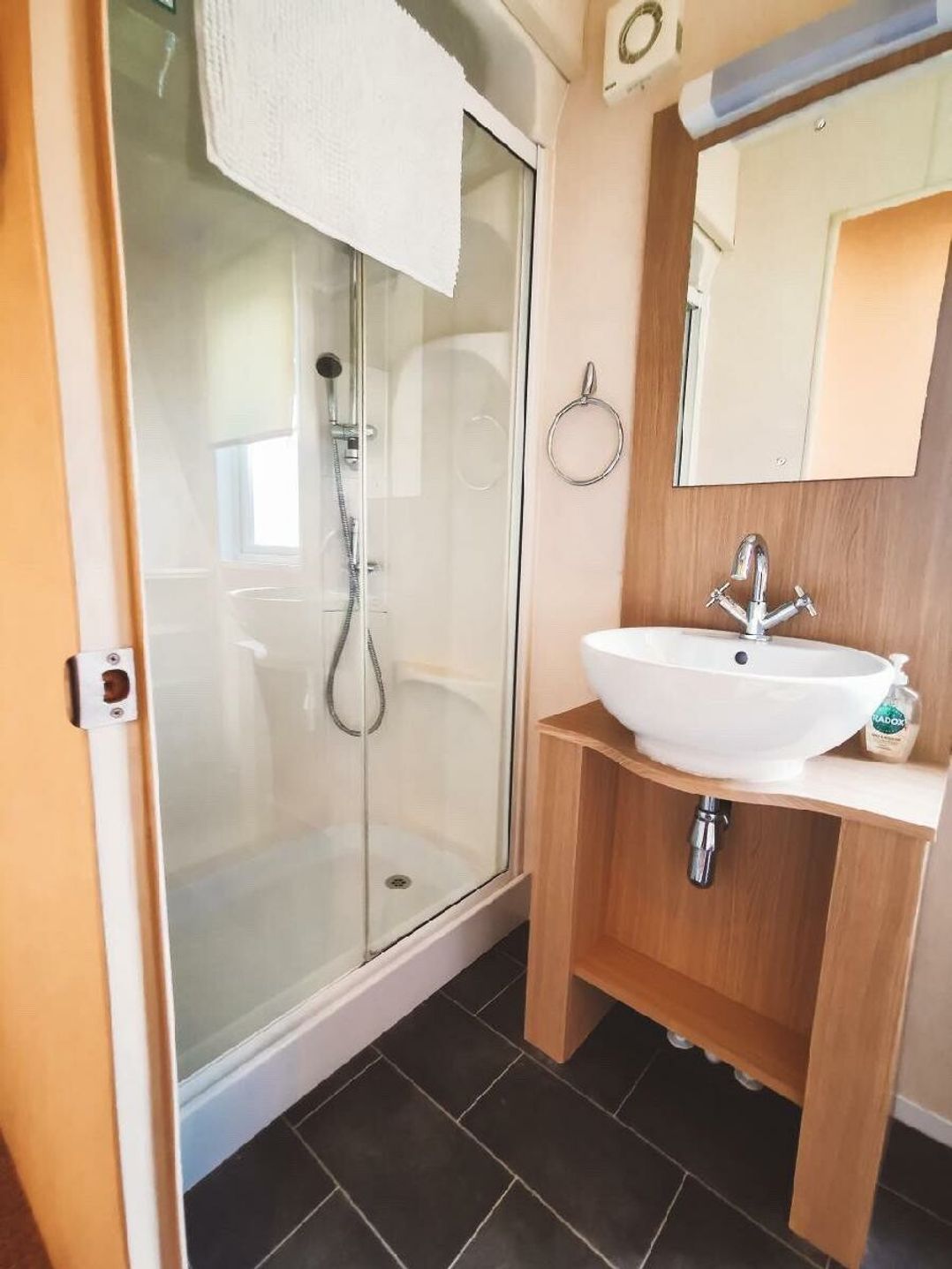 Rockley Park - Holiday Accommodation 21290