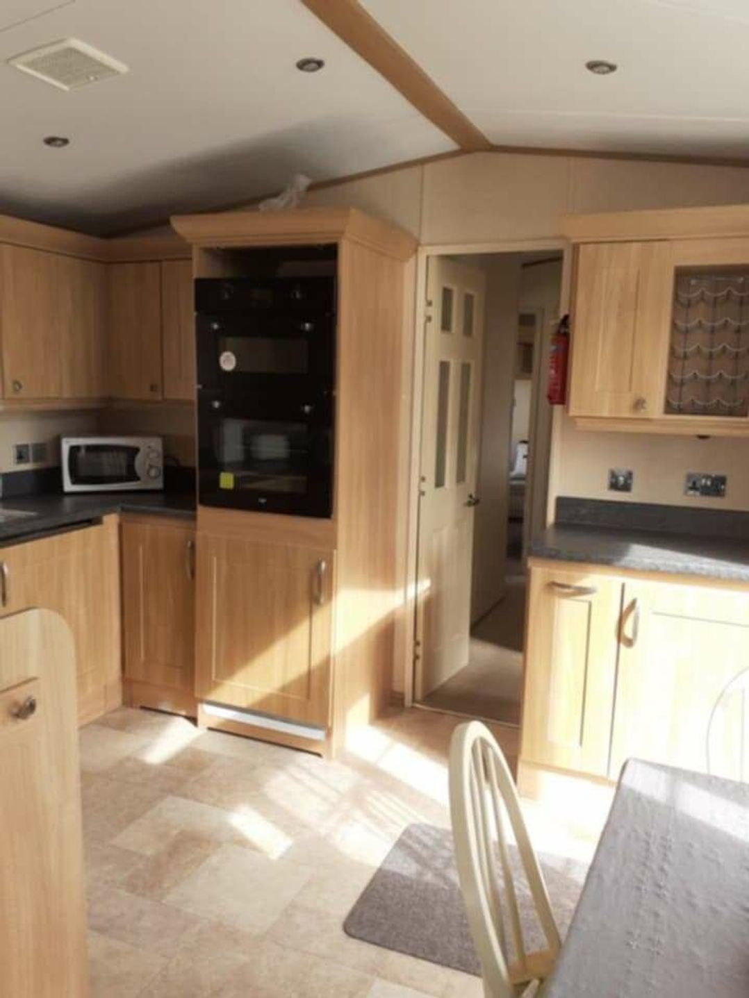 Golden Palm Resort - Holiday Accommodation 21323