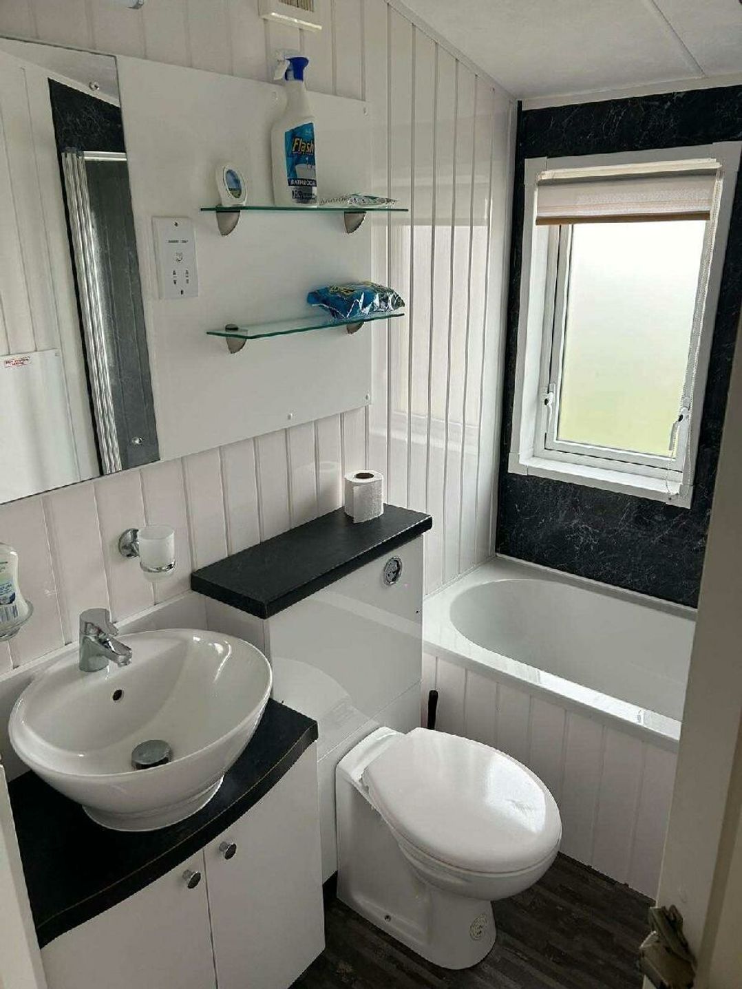 Golden Palm Resort - Holiday Accommodation 21373