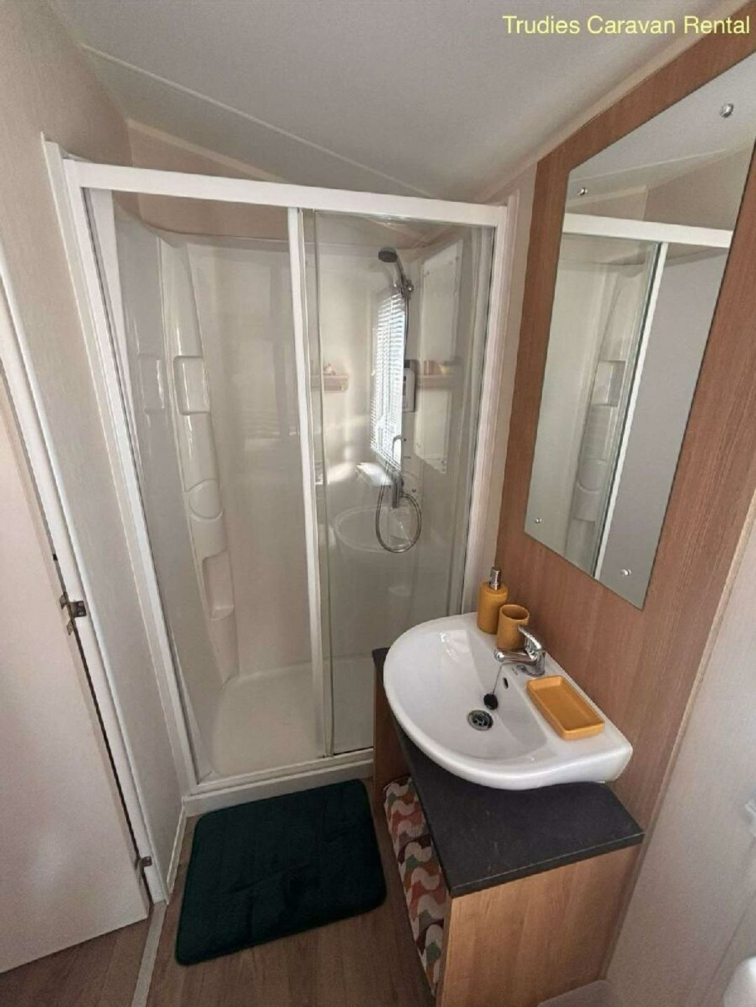 Lido Beach Holiday Park - Holiday Accommodation 21401