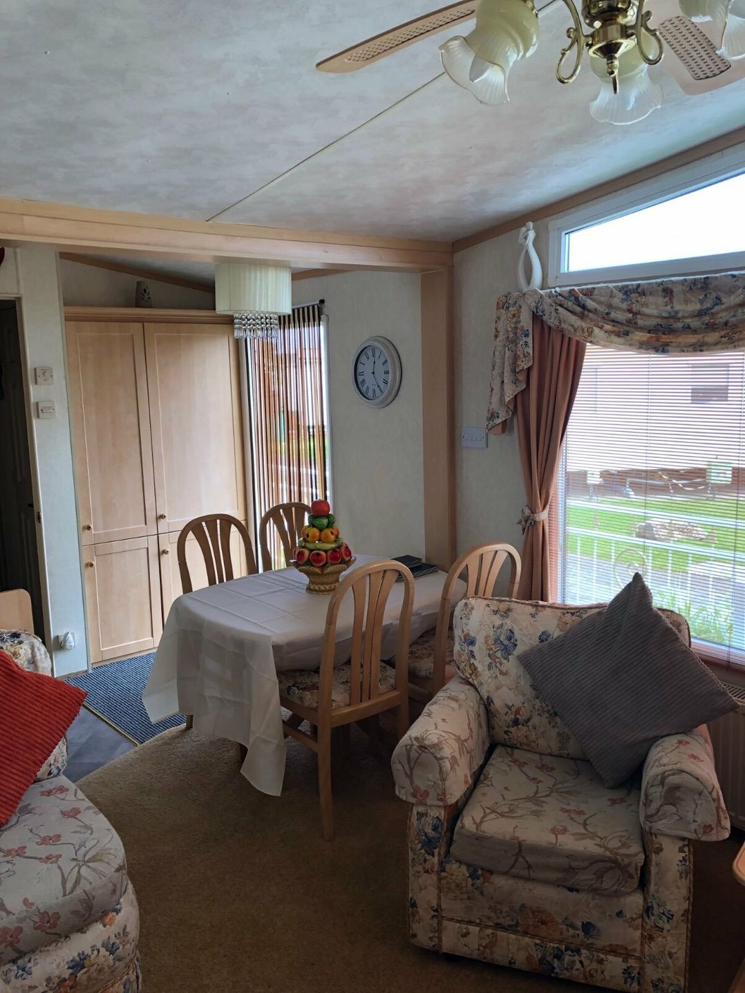 Golden Gate Holiday Centre - Holiday Accommodation 2141