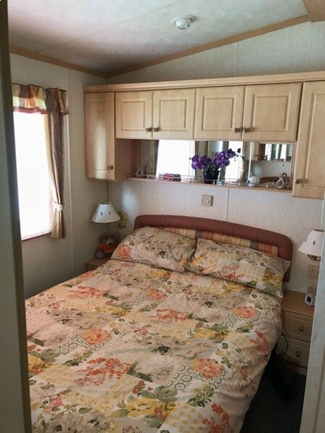 Golden Gate Holiday Centre - Holiday Accommodation 2141