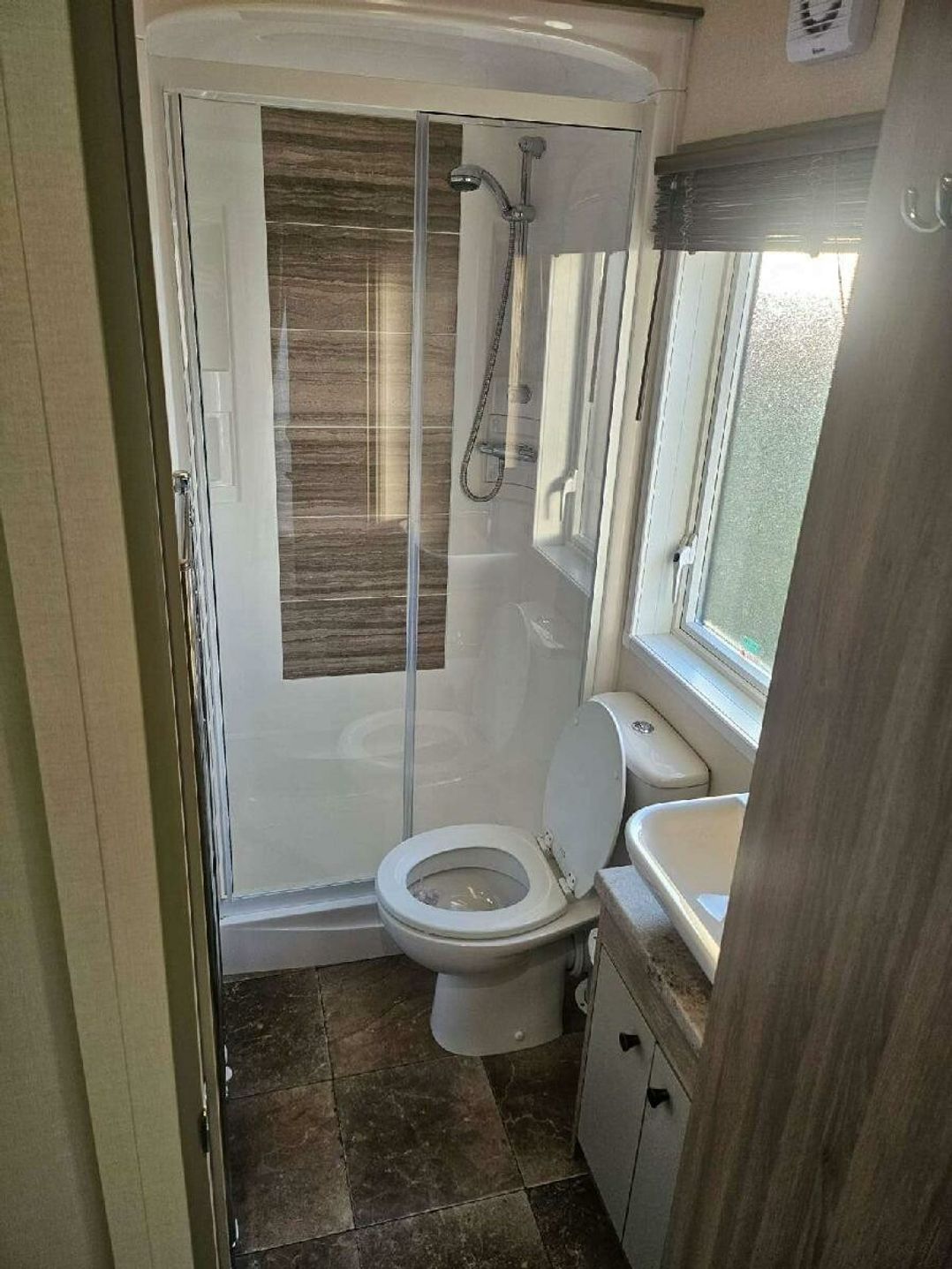 Tattershall Lakes Country Park - Holiday Accommodation 21501