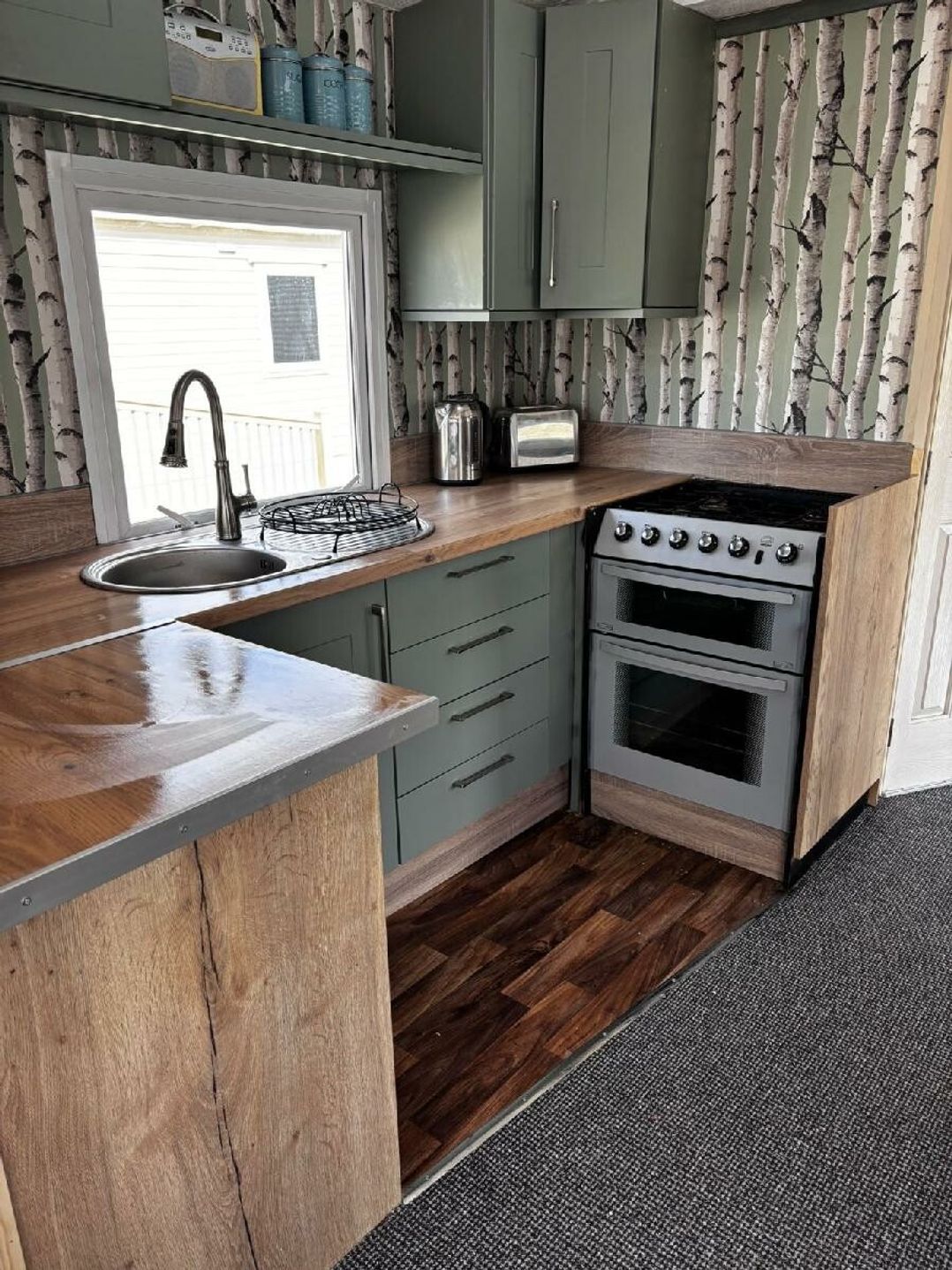 Golden Palm Resort - Holiday Accommodation 21538