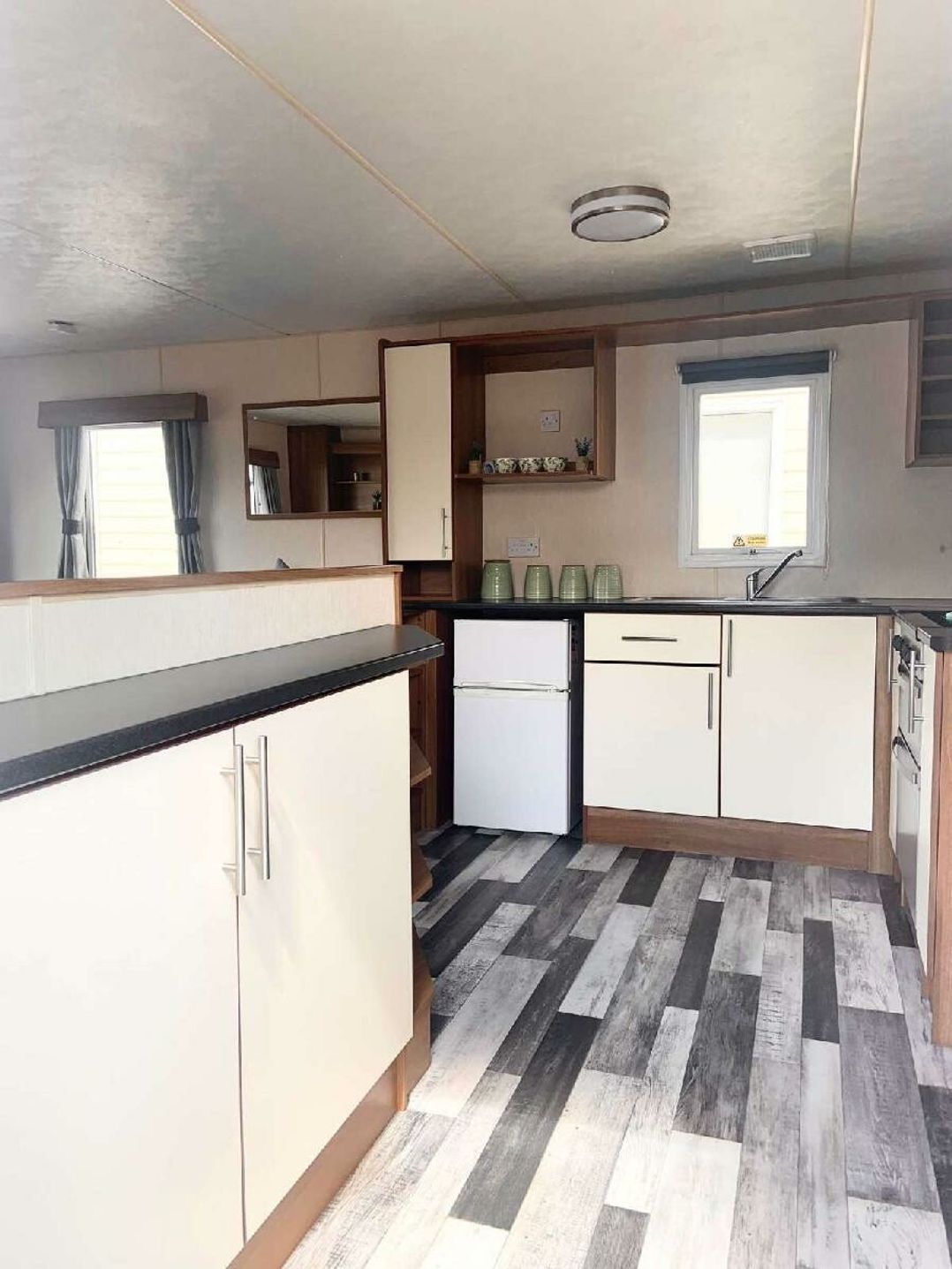 Southview Holiday Park - Holiday Accommodation 21600