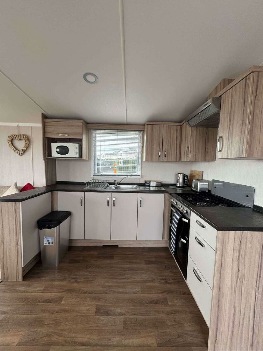 Devon Cliffs Holiday Park - Holiday Accommodation 21623