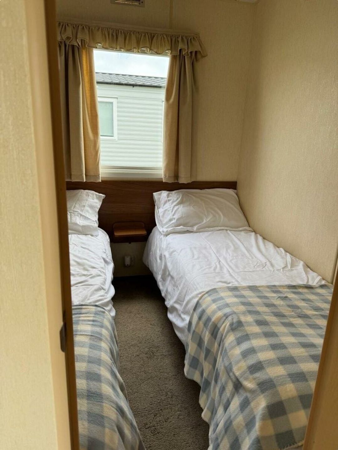 Cayton Bay Caravan Park - Holiday Accommodation 21683