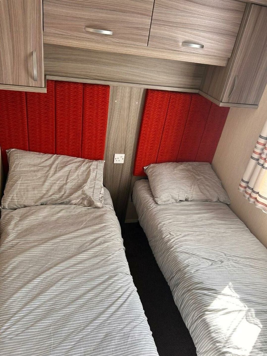 Marton Mere Holiday Village - Holiday Accommodation 21719