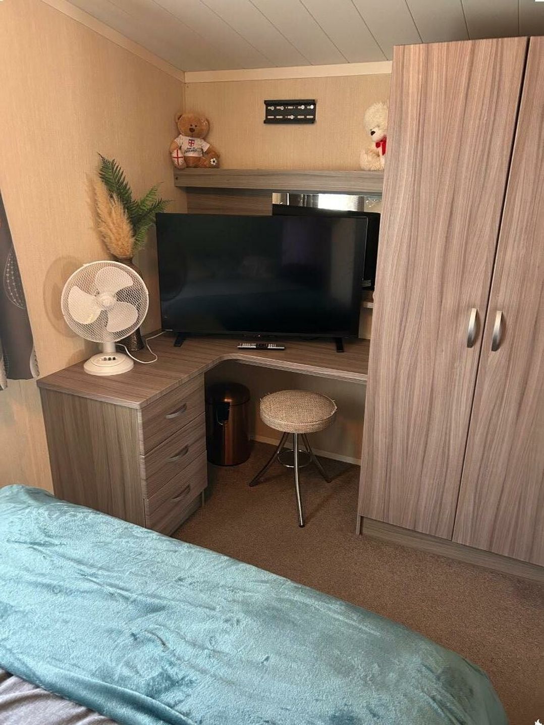 Marton Mere Holiday Village - Holiday Accommodation 21719