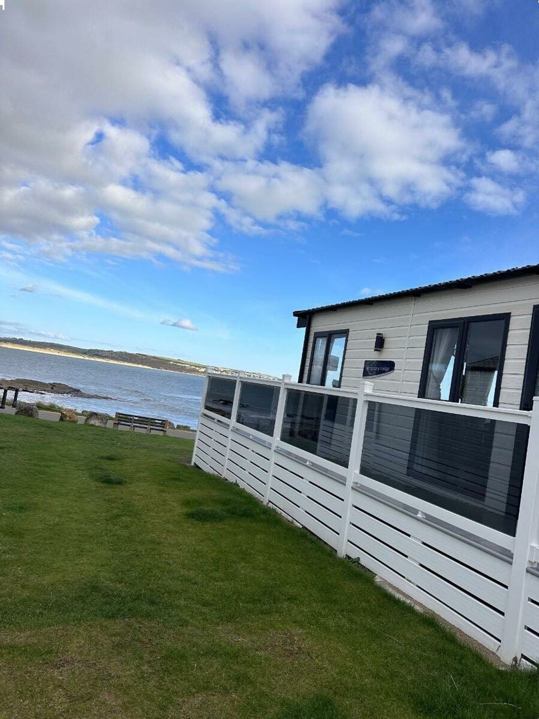 Trecco Bay - Holiday Accommodation 21732