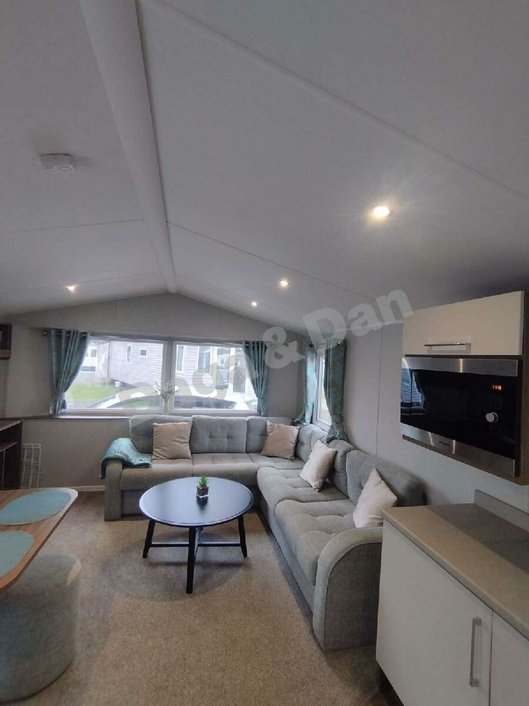 Marton Mere Holiday Village - Holiday Accommodation 21739