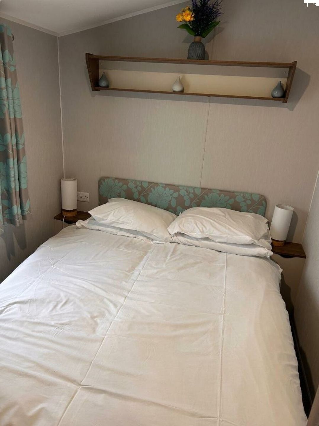 Marton Mere Holiday Village - Holiday Accommodation 21777