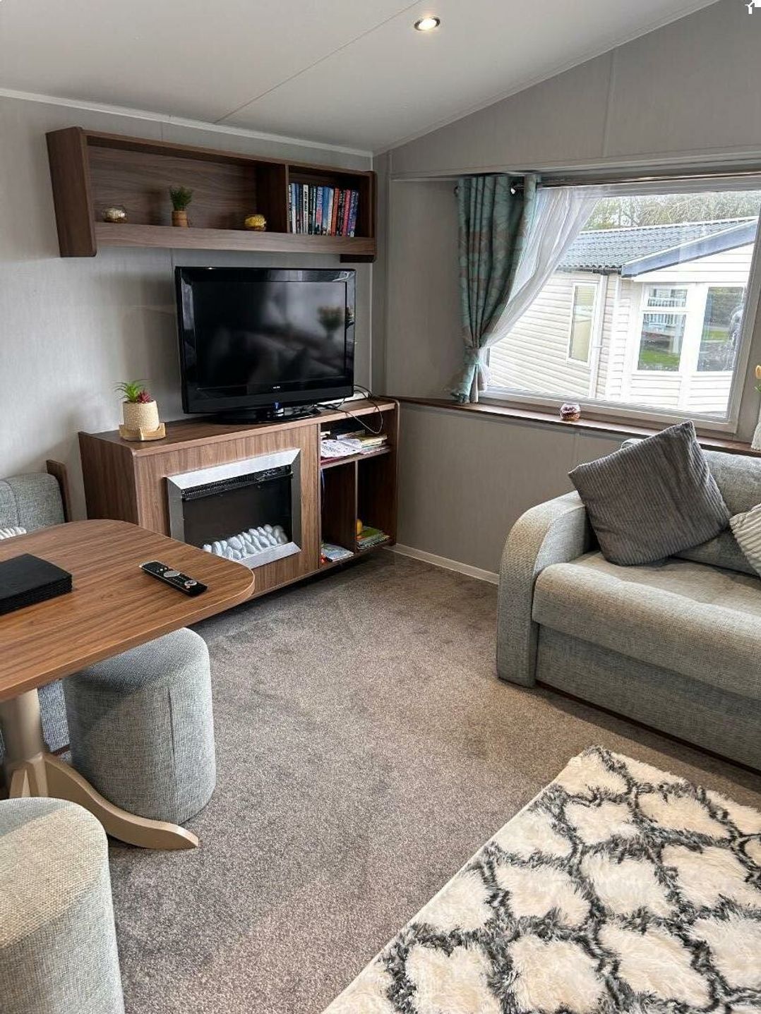 Marton Mere Holiday Village - Holiday Accommodation 21777