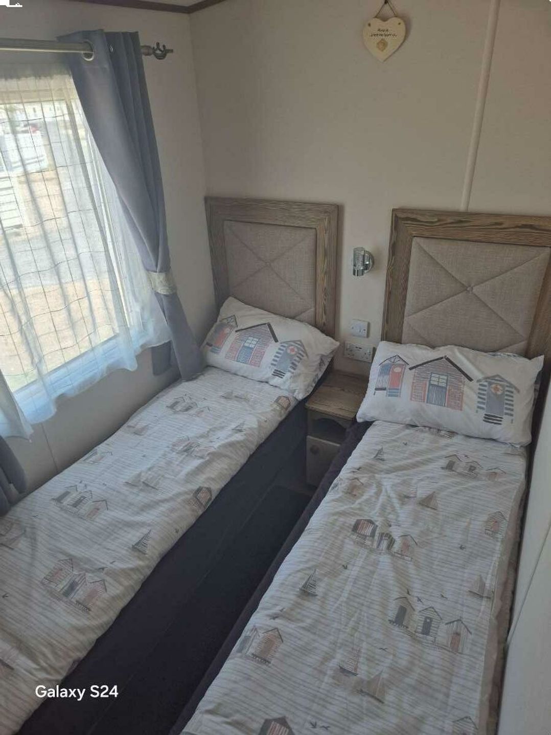 Silver Sands Holiday Park - Holiday Accommodation 21808