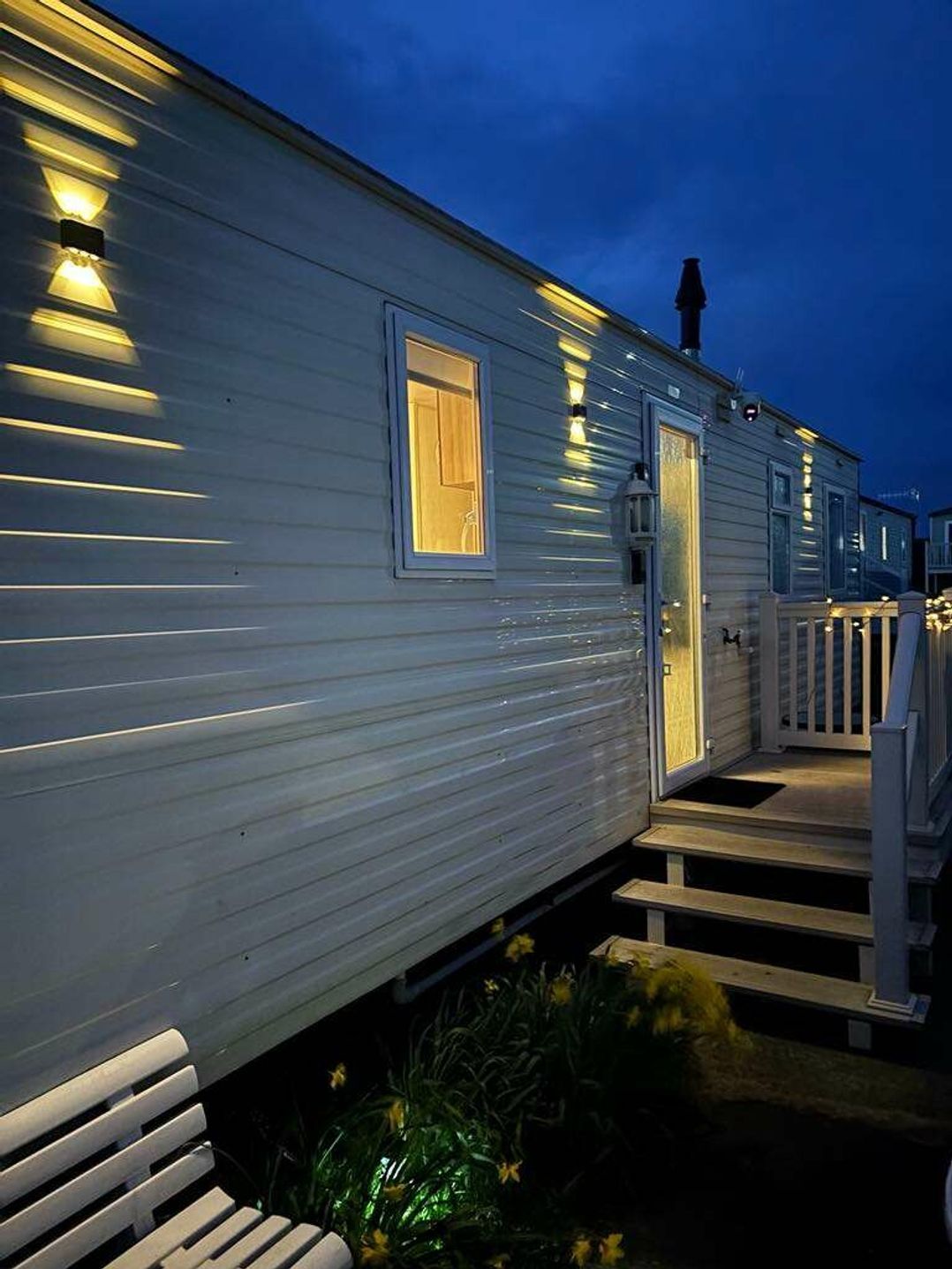 Blue Dolphin Holiday Park - Holiday Accommodation 21834