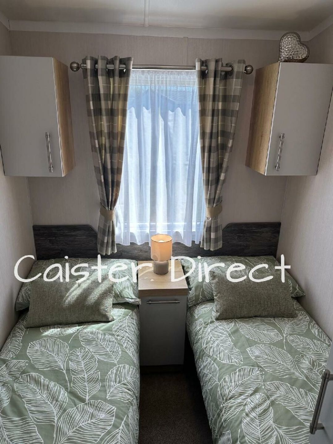 Caister Holiday Park - Holiday Accommodation 21902