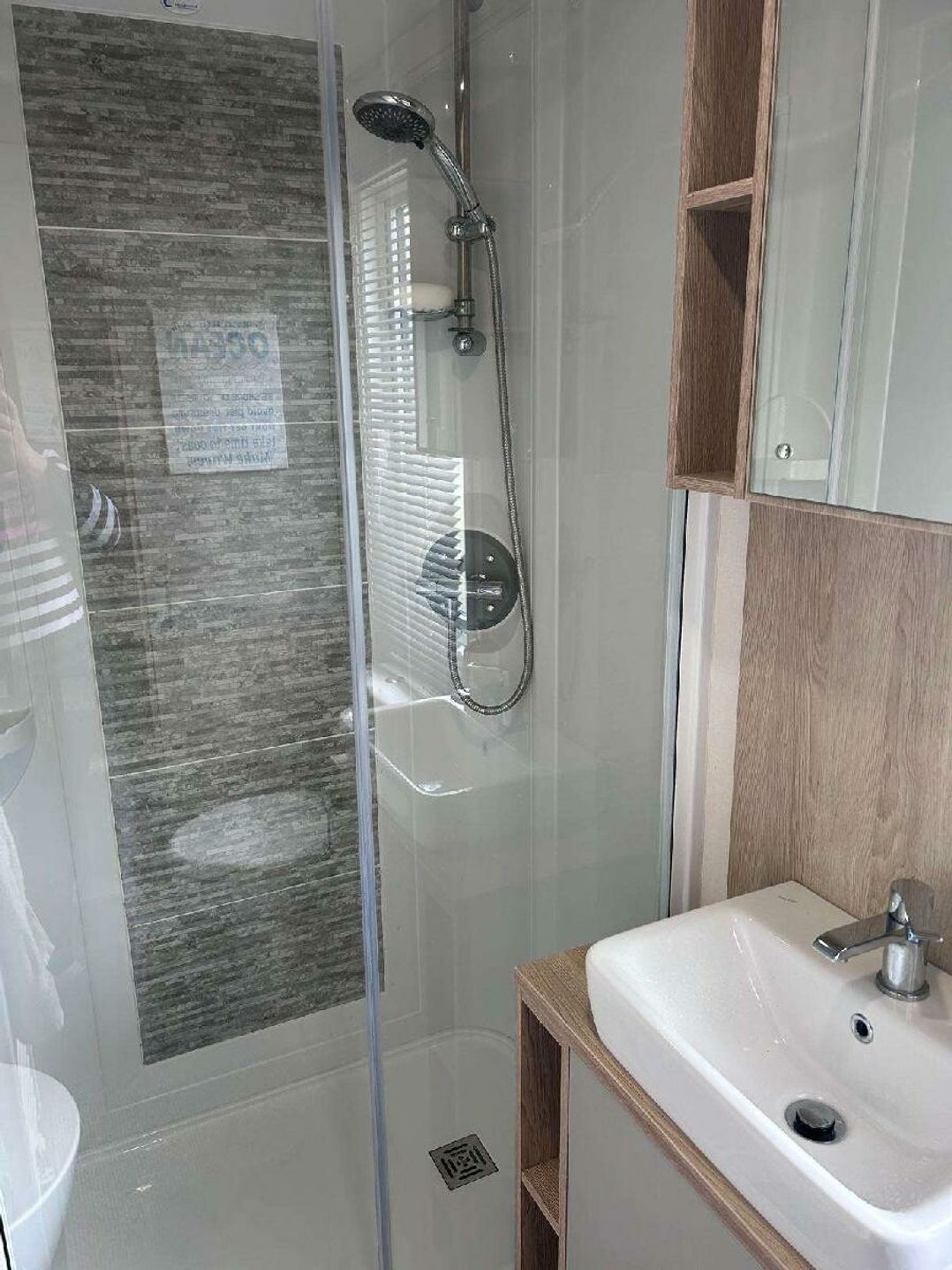 Manor Park Holiday Village - Holiday Accommodation 22022