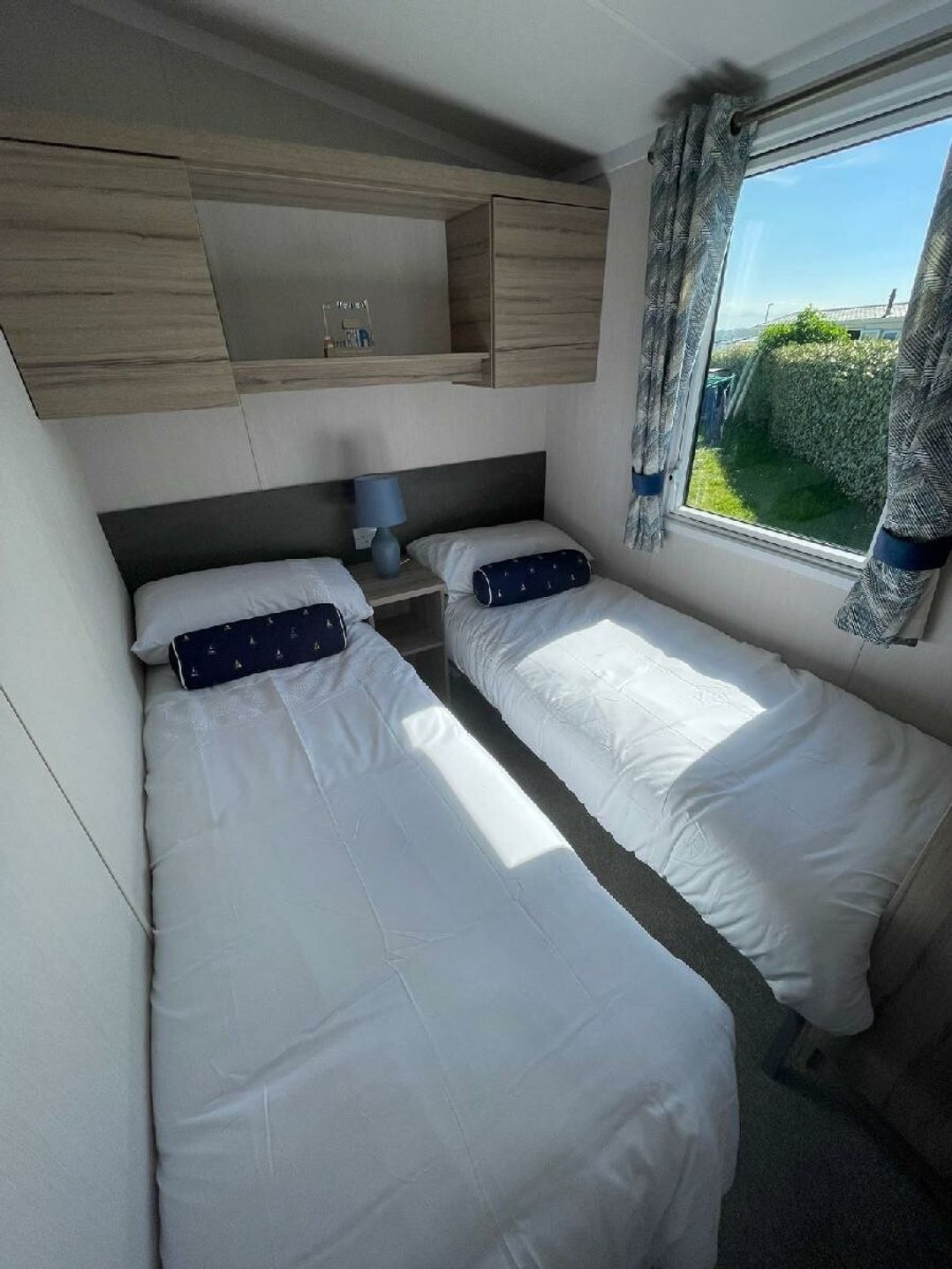 Trecco Bay - Holiday Accommodation 22035