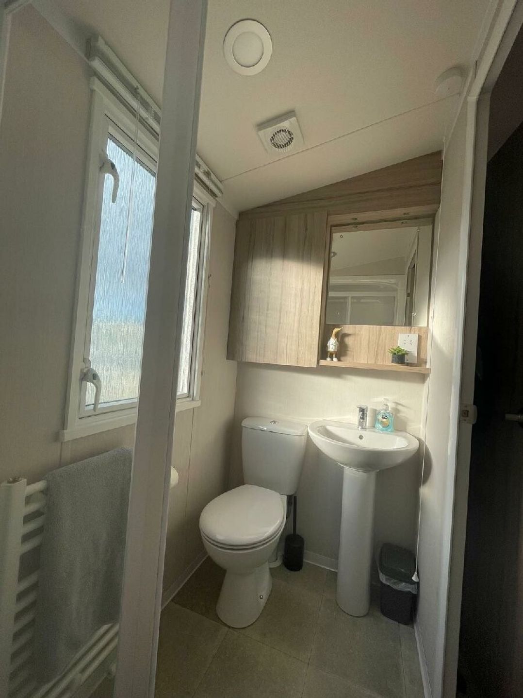 Trecco Bay - Holiday Accommodation 22035