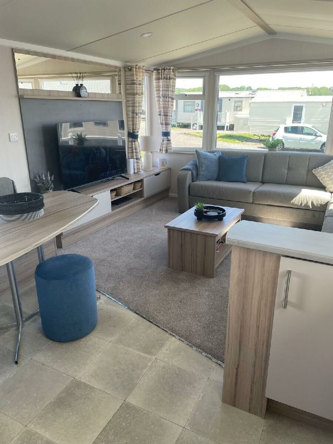 Trecco Bay - Holiday Accommodation 22035