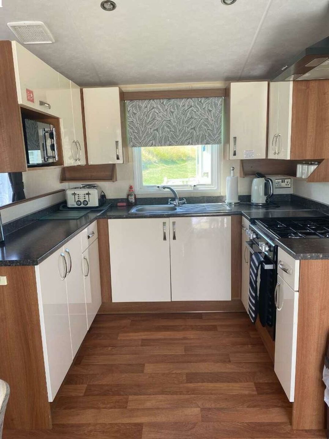 Naze Marine Holiday Park - Holiday Accommodation 22074