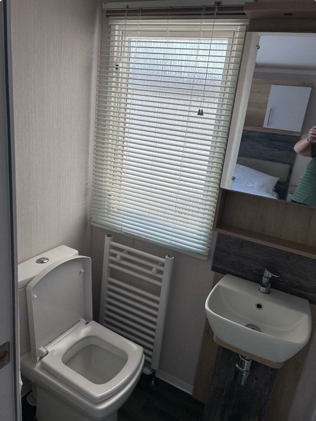 Marton Mere Holiday Village - Holiday Accommodation 22109